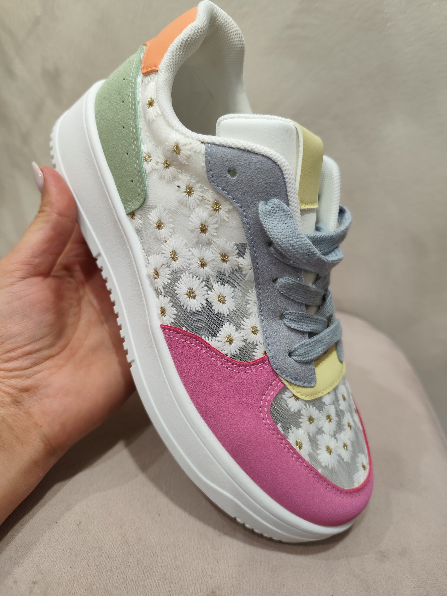 Sneakers Spring