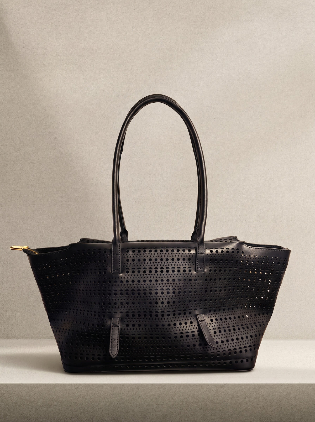 Borsa traforata Nero