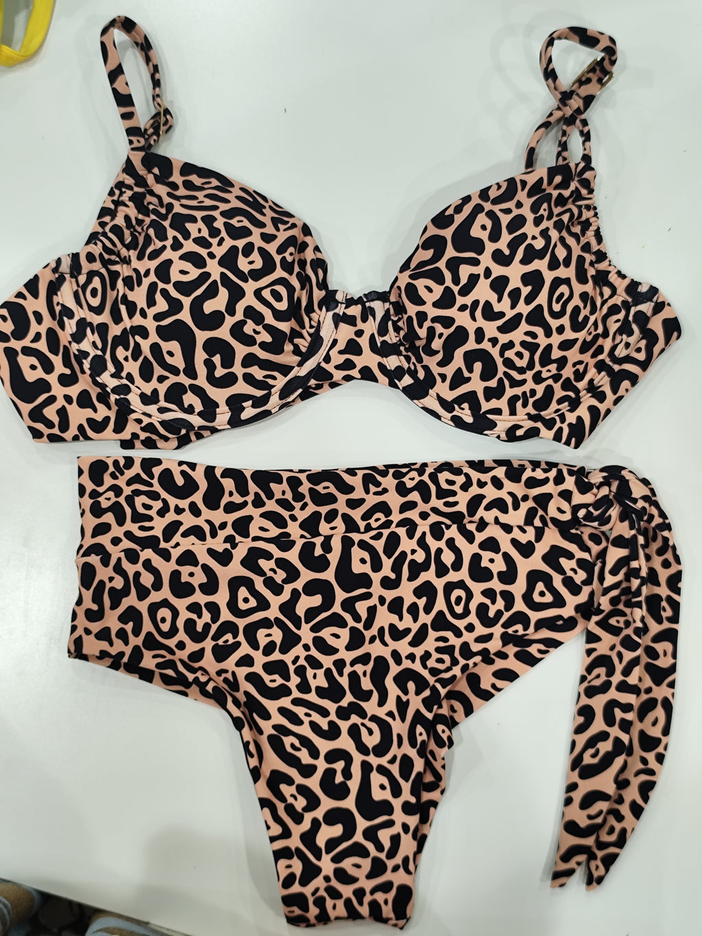 Costume Maculato a vita alta
