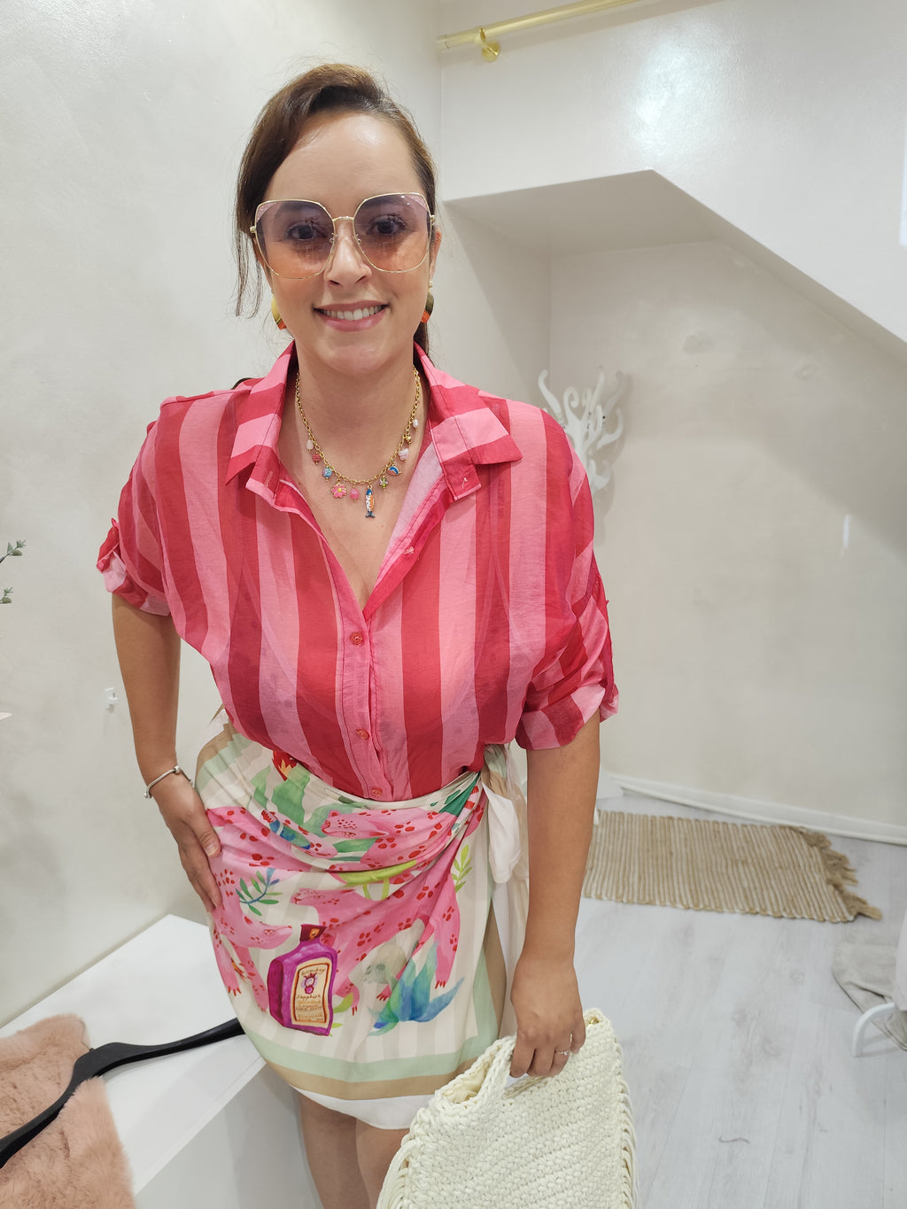 Camicia a righe larghe velate