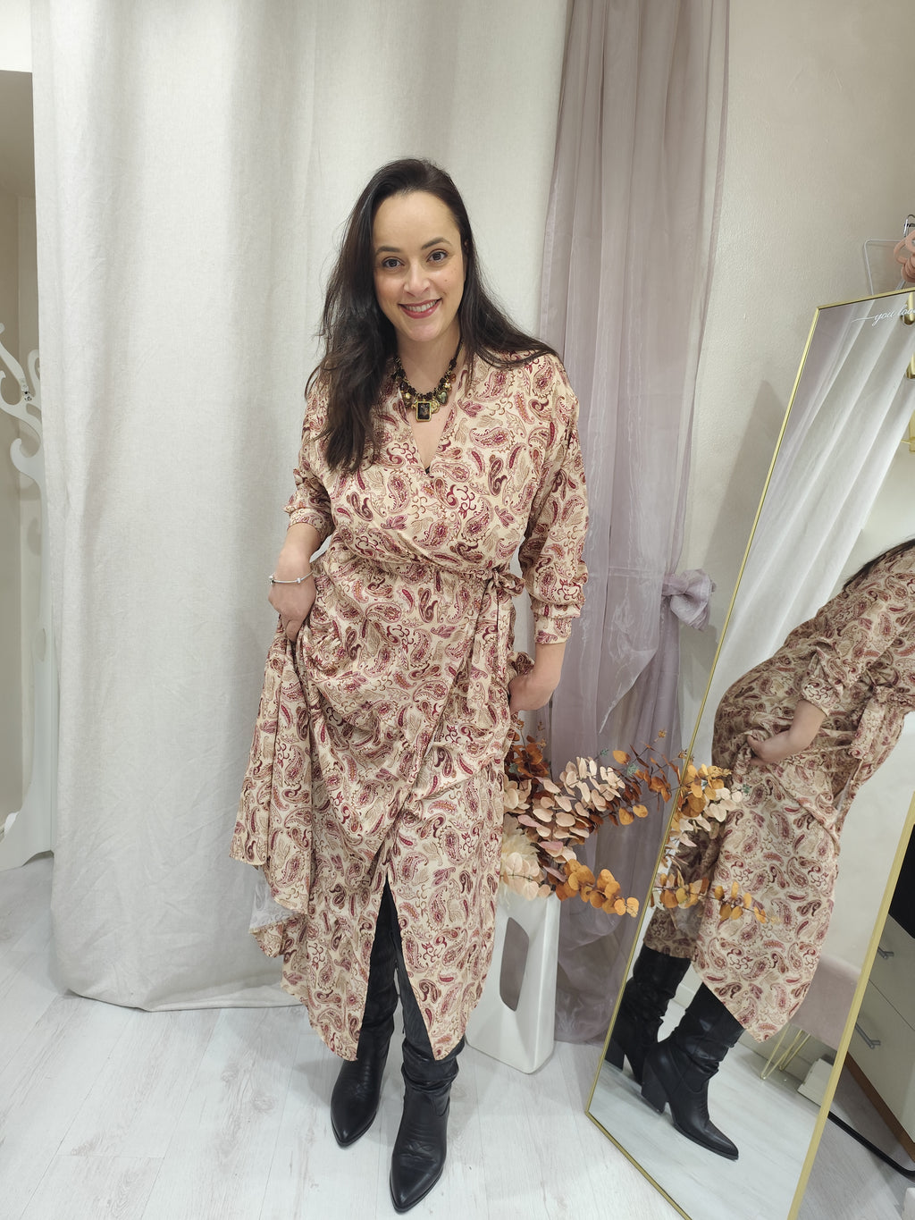 Abito lungo con fiocco