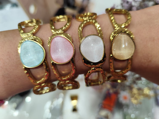 Bracciale Rigido con pietra Bianca perlata