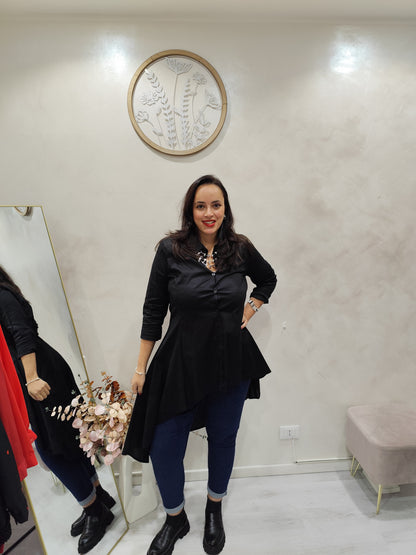 Camicia lunga asimmetrica