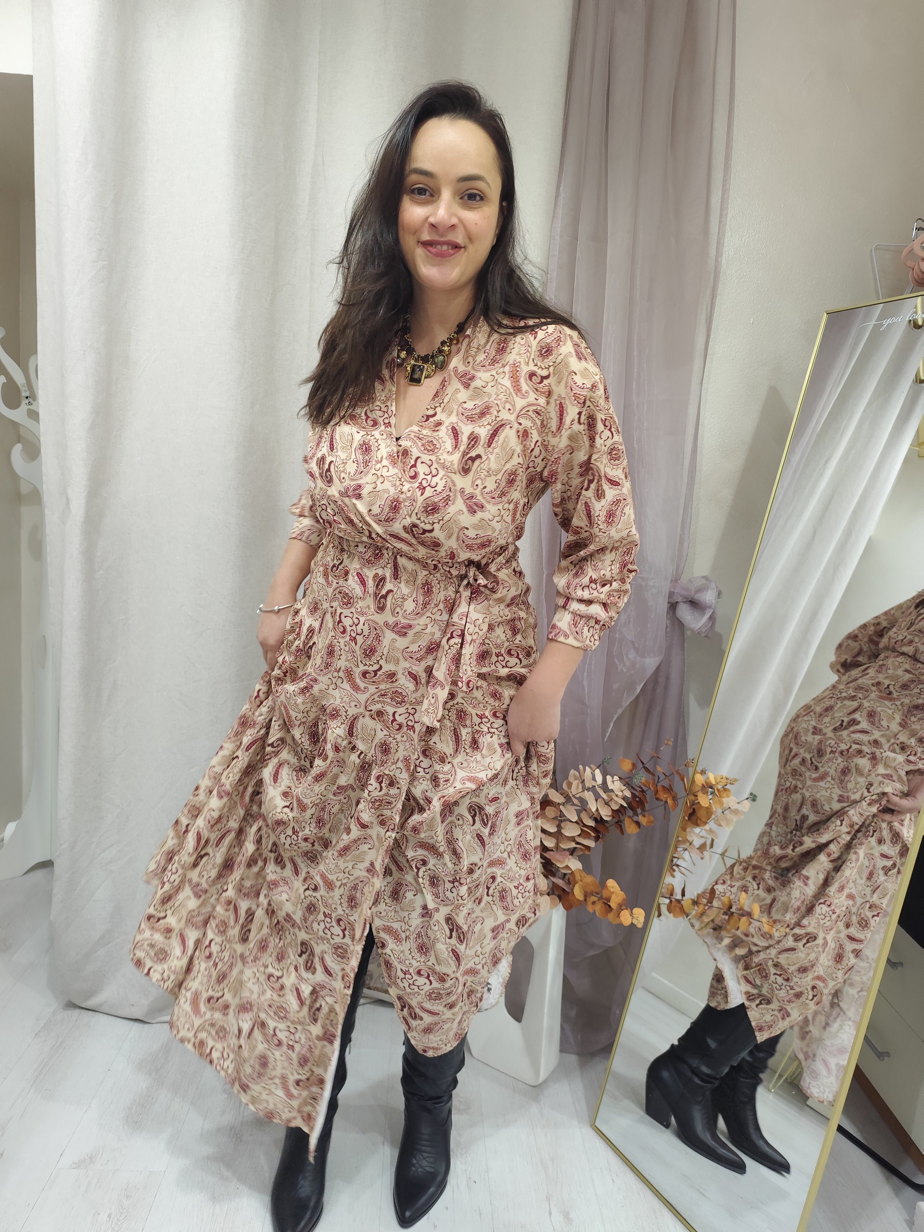 Abito lungo con fiocco