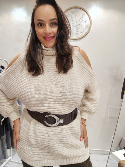 Maglione con apertura sulle spalle