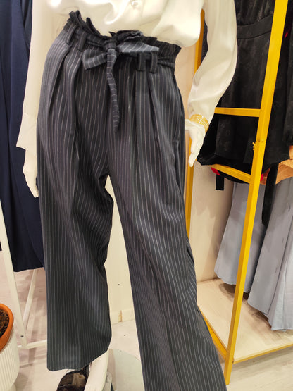 Pantaloni gessati a palazzo paper bag